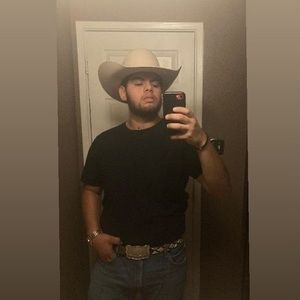 Meet your Posher, Roberto